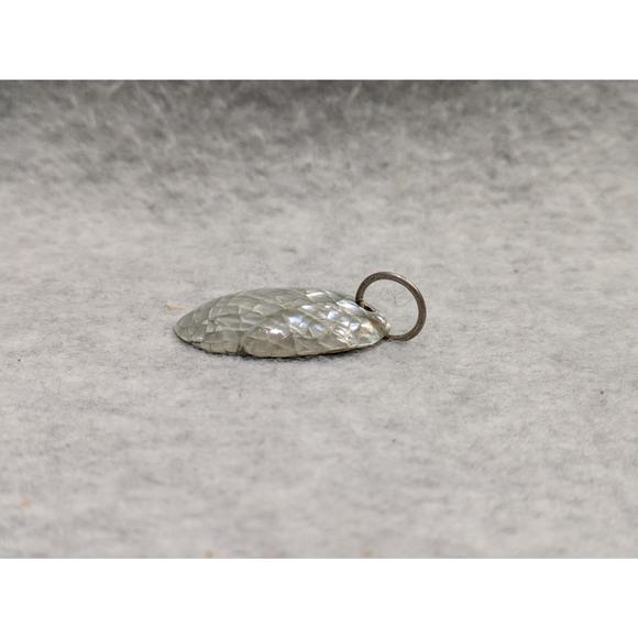 Mother of Pearl Mosaic Pendant Oval Domed Vintage Abalone Shell Necklace Pendant - Picture 4 of 4
